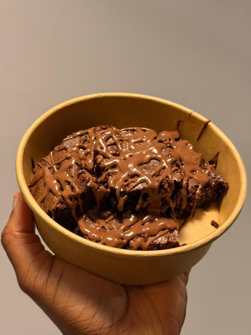 Mutiee Bakes brownies